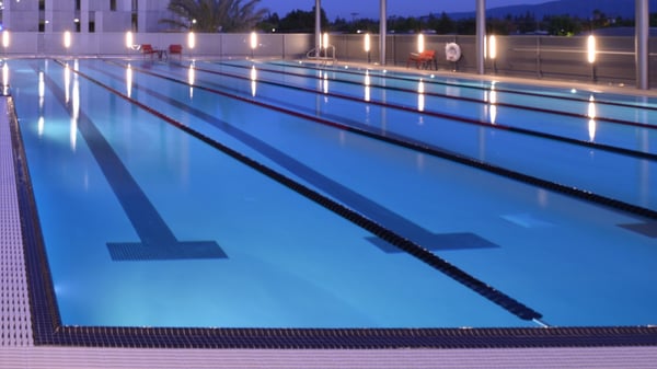 S2811 Front Cover 16x9