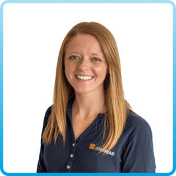 headshot-anna-hunter